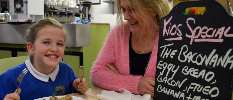 Kids' Menu Challenge winner Jessica with Billy